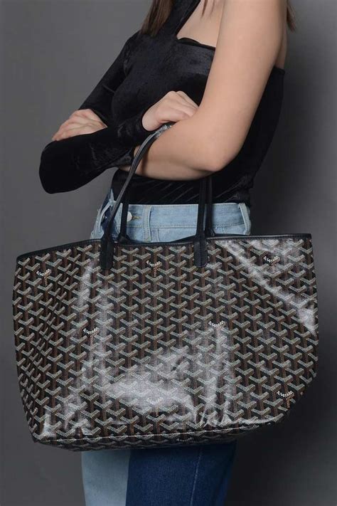 goyard st louis tote black with stripes|Goyard pm tote price.